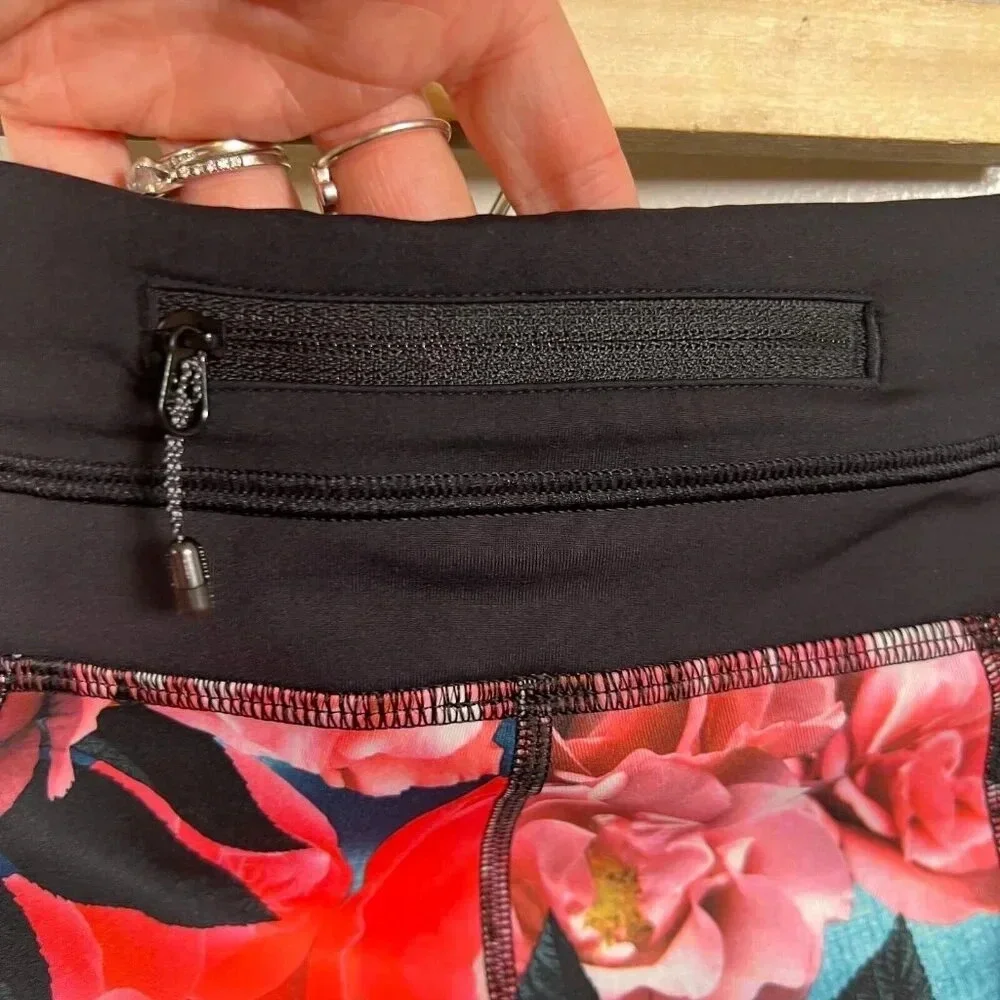 Lululemon Run Inspire Crop II Size 4 Secret Garden Pink Athletic Workout Gym
